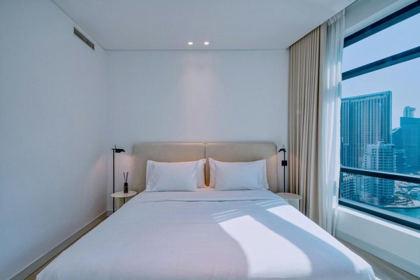 Comment explorer les grottes de glace en Islande : périodes et équipements nécessaires ?